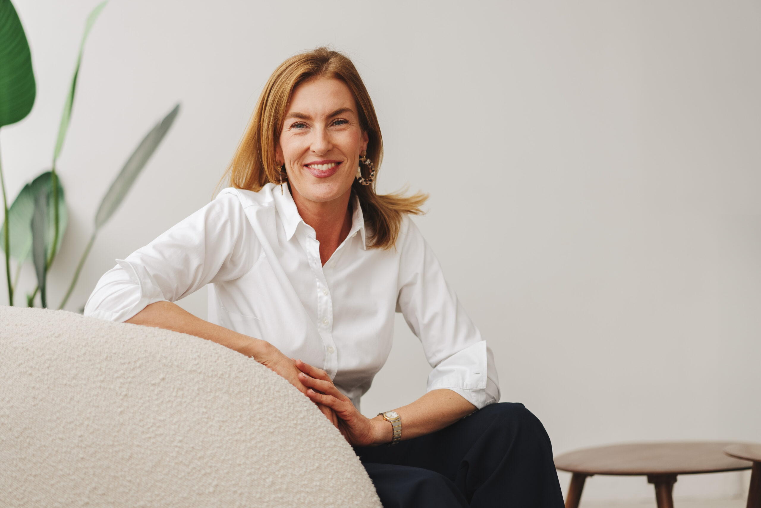 Porträt von Prof. Dr. Verena Wölkhammer, Executive Coach und Beraterin für Organisationsentwicklung.